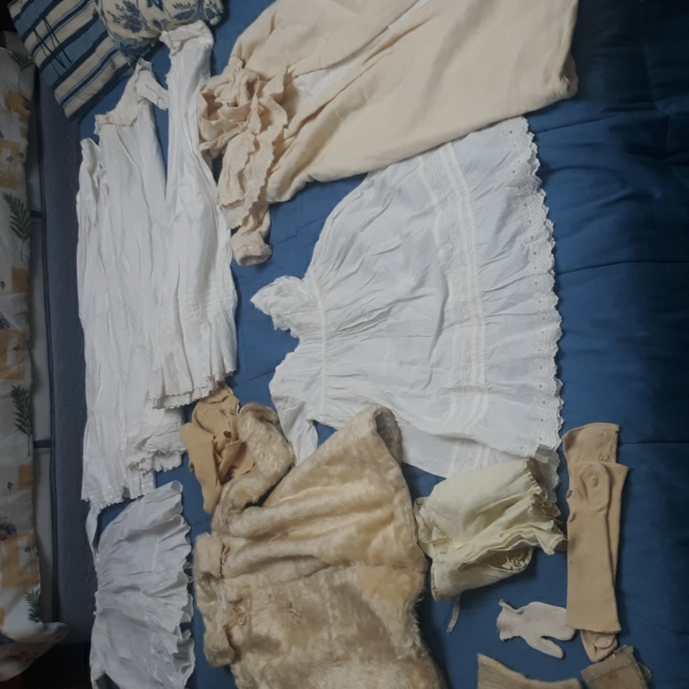 Large lot of REAL ANTIQUE girls clothing 2 pictures see description